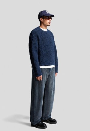Bershka FUZZY - Pulóver - royal blue