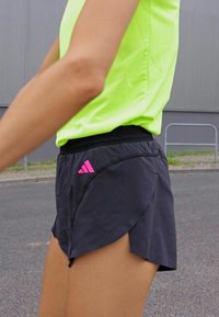 adidas Performance ADIZERO SPLIT - Korte broeken - black