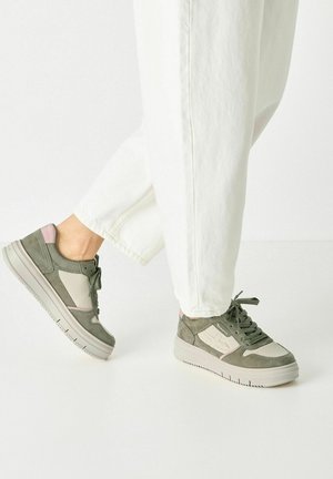 Tamaris SNEAKERS - Sneakers basse - sage comb