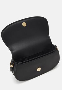 MICHAEL Michael Kors MILA CHAIN SLING - Skuldertasker - black