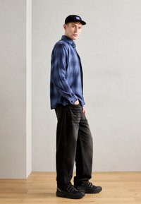 Scotch & Soda SHADOW CHECK SHIRT - Shirt - peacoat