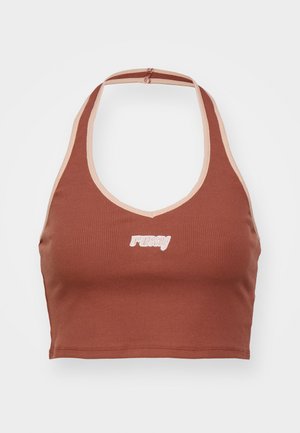 Ruskea ribattu lyhyt toppi, jossa on halterneck-muotoilu, vaaleanpunaiset yksityiskohdat, ja edessä valkoisella brodeerattu "ruby" -logo.