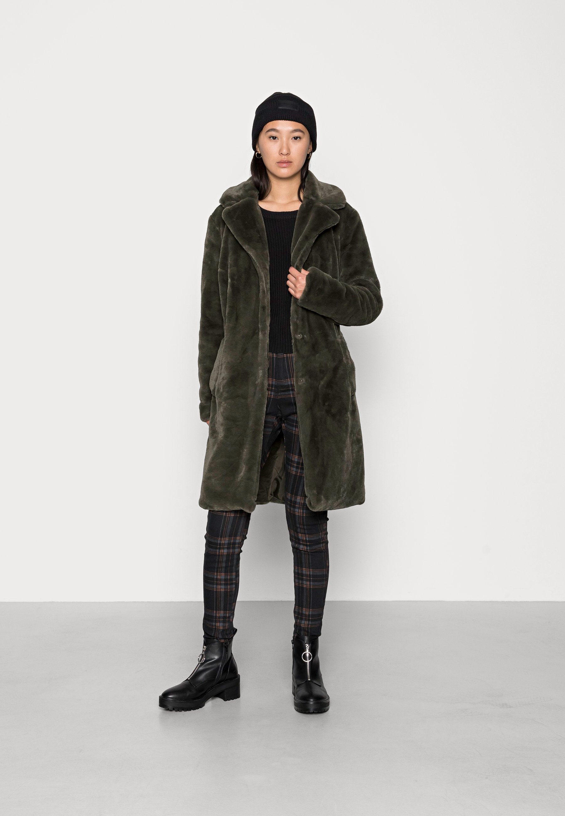 Vila VIBODA COAT - Winter coat - forest 