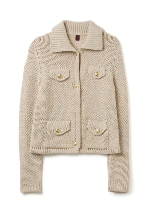 Cardigan lavorato a maglia beige con colletto, dotato di due tasche frontali e bottoni dorati. Tessuto spesso e caratterizzato da una trama testurizzata con polsini e orlo a costine.