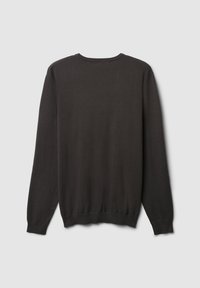 Maglione nero a maniche lunghe, colletto e polsini a coste, texture liscia, design minimalista, senza motivi o grafiche visibili.