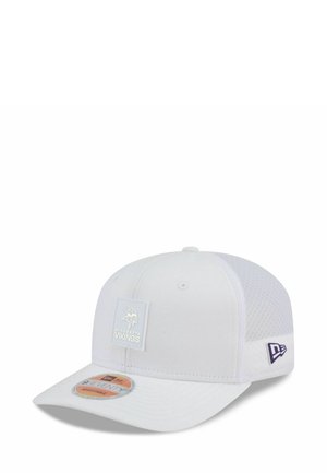 Weißes Cap mit Netz-Seitenteilen, einem flachen Schirm und einem Minnesota Vikings Logo-Patch auf der Vorderseite. Verstellbarer Verschluss auf der Rückseite.
