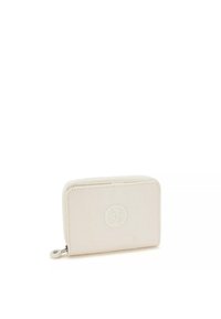 Peněženka se zipem z krémové tkaniny, obdélníkového tvaru, s vystouplým logem na přední straně, plochými švy a kovovým táhlem zipu.