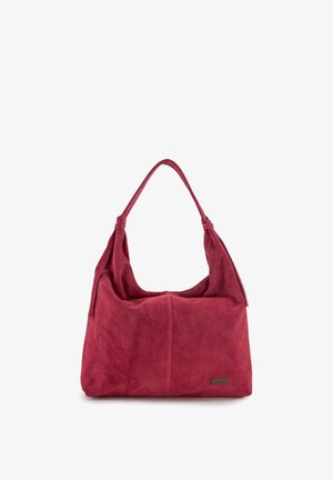 Suede-Handtasche in Dunkelrot mit einem lässigen Design, ausgestattet mit einem geflochtenen Tragegriff und einem Logo-Element auf der Vorderseite. Glatte Textur.