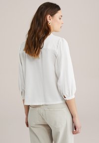 Thumbnail Image 3