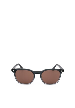 Occhiali da sole rettangolari neri con lenti color marrone e piccoli dettagli argentati a forma di diamante vicino alle cerniere.