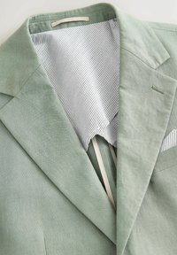 Thumbnail Image 5