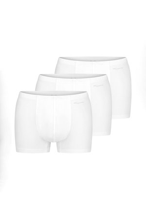 Drei weiße Herren Baumwoll-Boxershorts, angeordnet in versetzter Reihe vor einem schlichten weißen Hintergrund.