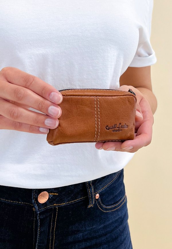 BUTLER - Geldbörse - hazelnut