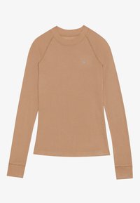 Long-sleeve, camel-colored crew neck shirt with narrow cuffs and a small reflective logo on the left chest.