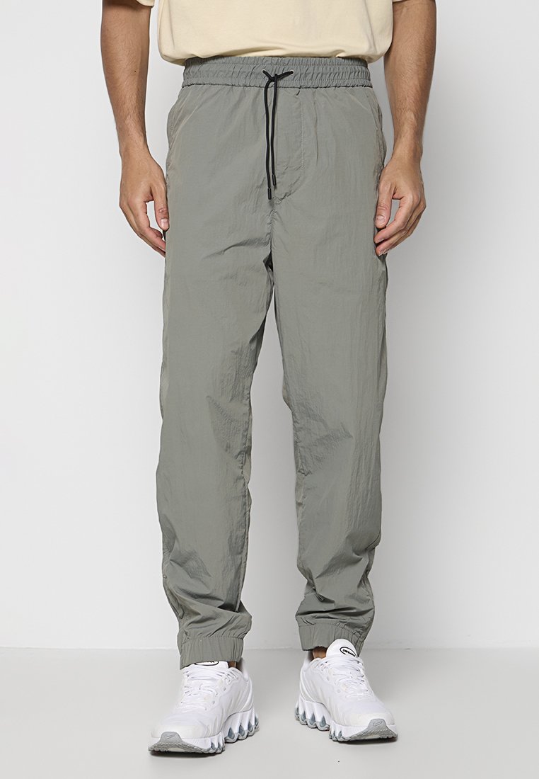 Boss Trainingsbroek graniet Boss Trainingsbroek graniet