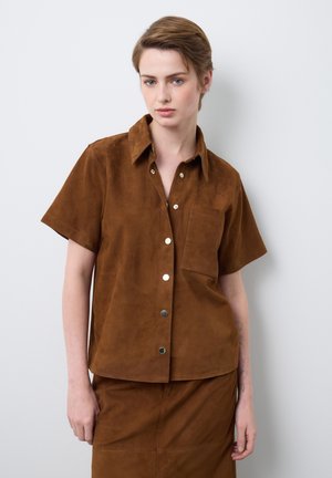 REGULAR FIT
 - Overhemdblouse - dark brown