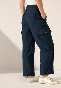 Next FIT - BARREL LEG - Reisitaskuhousut - navy