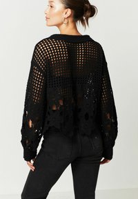 Next LONG SLEEVE SCALLOPED DETAIL PETITE - Striktrøje - black