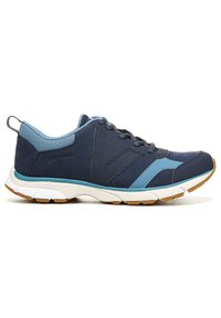 Donkerblauwe sport schoenen met lichtblauwe accenten, gestructureerde synthetische bovenkant, geveerde zool en een rubberen buitenzool voor grip.