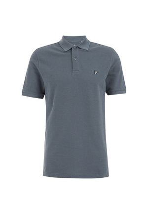 Šedé bavlnené polo tričko s golierom, dvoma gombíkmi, krátkymi rukávmi a malým vyšívaným logom na ľavej hrudi. Hladká textúra.