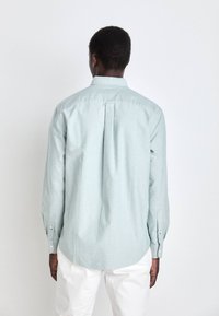 Thumbnail Image 4