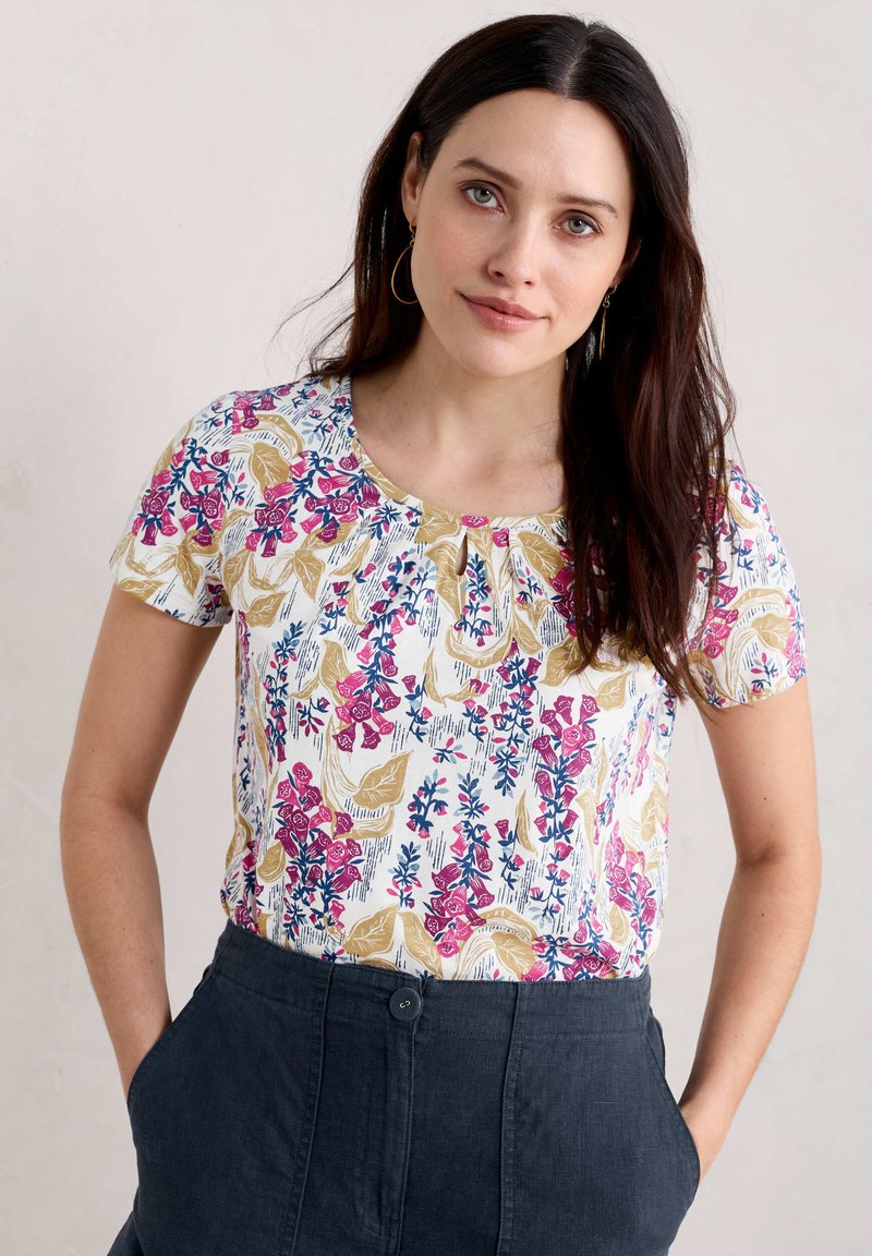 Seasalt Cornwall APPLETREE Tshirt print lino foxglove chalk
