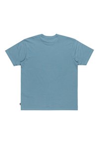 Tričko s krátkym rukávom z ľahkej modrej bavlny. Klasický dizajn s okrúhlym výstrihom, priamy strih, bez viditeľných grafík alebo ozdôb.