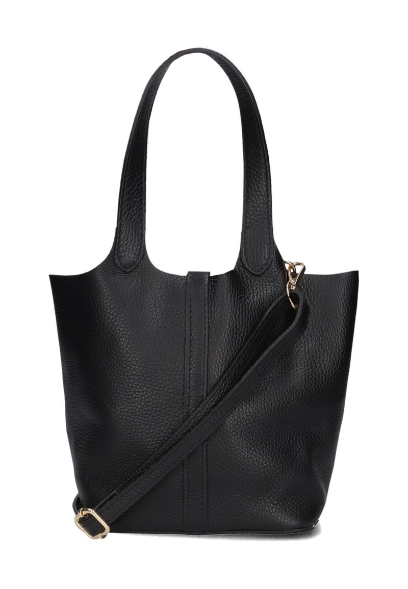 Zwarte leren tote bag met een textuurafwerking, twee korte handvatten en een afneembare schouderriem. Beschikt over een centrale naad en gouden hardware.