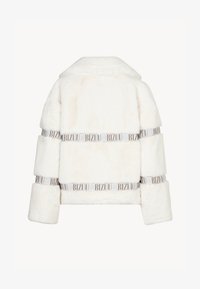 Niewybrane, off-white