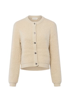 Beige gebreid vest met een ronde halslijn, knoopsluiting aan de voorkant, en geribbelde manchetten en zoom. Voorzien van zilverkleurige knoopaccenten.