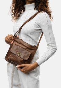 RE:DESIGNED KAY URBAN - Borsa a tracolla - woodsmoke