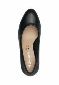 Sorte lærpumps med spiss tådesign, glatt tekstur og beige innersåle. Har et merketikett og en ren silhuett.