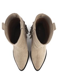 Bottines Vintage Free Lance En Cuir Beige - Taille 36 - Plat - Occasion Bon état