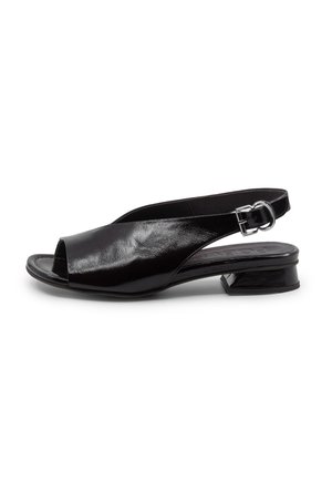 Schwarze Leder-Slingback-Sandale mit offenem Zehenbereich, niedrigem Blockabsatz und verstellbarem silbernem Schnallenriemen.