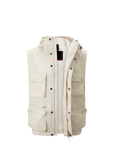 Beige ärmellose Weste aus leichtem Stoff, mit einem Frontreißverschluss, mehreren Taschen und einer verstellbaren Kapuze mit Kordelzug.