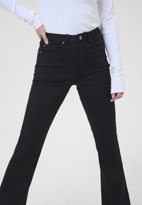 Kaffe Bootcut jeans - black deep
