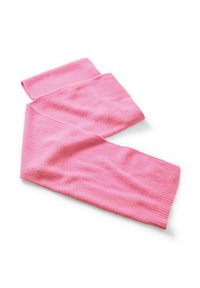 Roosa kootud sall pehme tekstuuri, ristküliku kujuga ja soonikservadega, mis on mõeldud soojuse ja mugavuse tagamiseks.