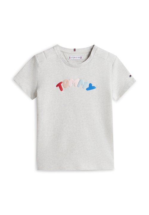 Γκρι t-shirt με κοντό μανίκι από βαμβάκι, με πολύχρωμο κείμενο "TOMMY" σε κόκκινο, ροζ, μπλε και σχέδιο καρδιάς στο μπροστινό μέρος.