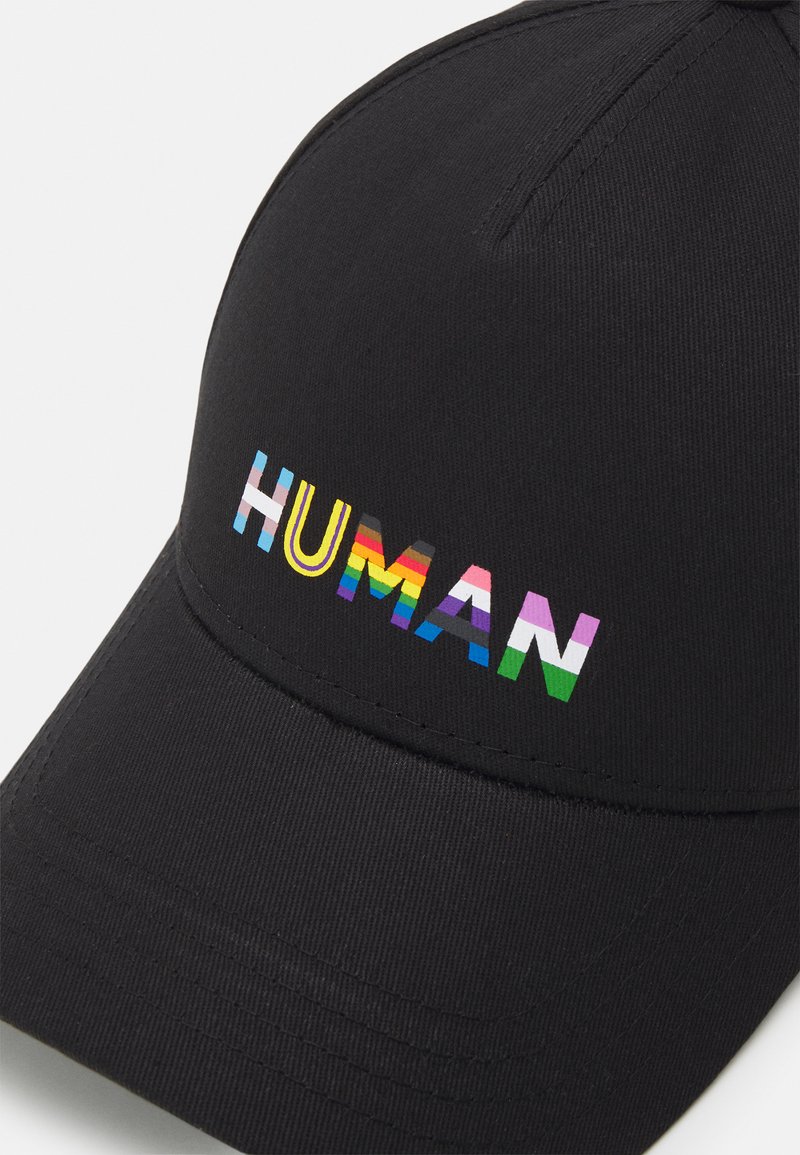 Damen Mützen | HUGO PRIDE UNISEX Cap black/schwarz - WG94528 Damen Mützen | HUGO PRIDE UNISEX Cap black/schwarz - WG94528