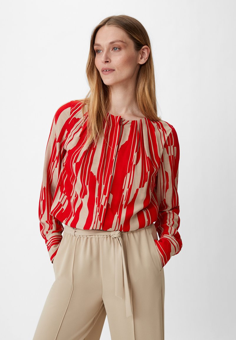 comma MIT CRÊPE-STRUKTUR - Bluse - preiselbeere