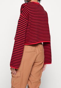 Monki Maglione - black