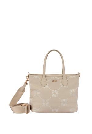 Beige mulepose med cirkulært blomsterprint, to øverste håndtag, aftagelig bred skulderrem og logo i guldfarve foran.