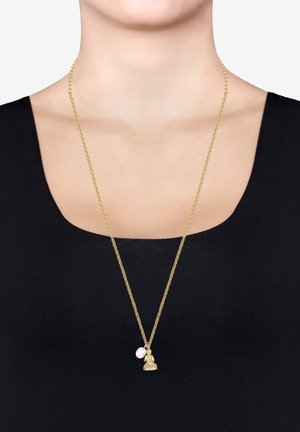 Guldhalsband med en strukturerad design, prydt med en liten Buddha-hänge och en rosa pärla som accent.