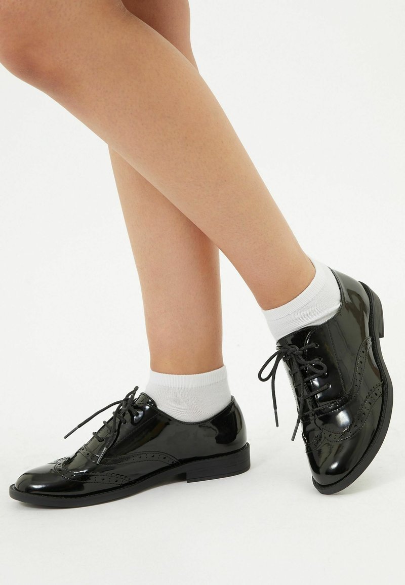 Lipsy BROGUE SCHOOL REGULAR FIT - Šněrovací boty - black