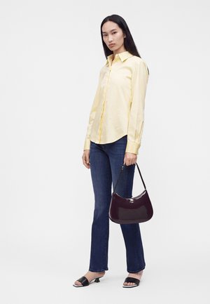 Furla, MARGOT SHOULDER BAG - Handtasche - berry