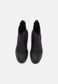 Even&Odd Wide Fit Botki na platformie