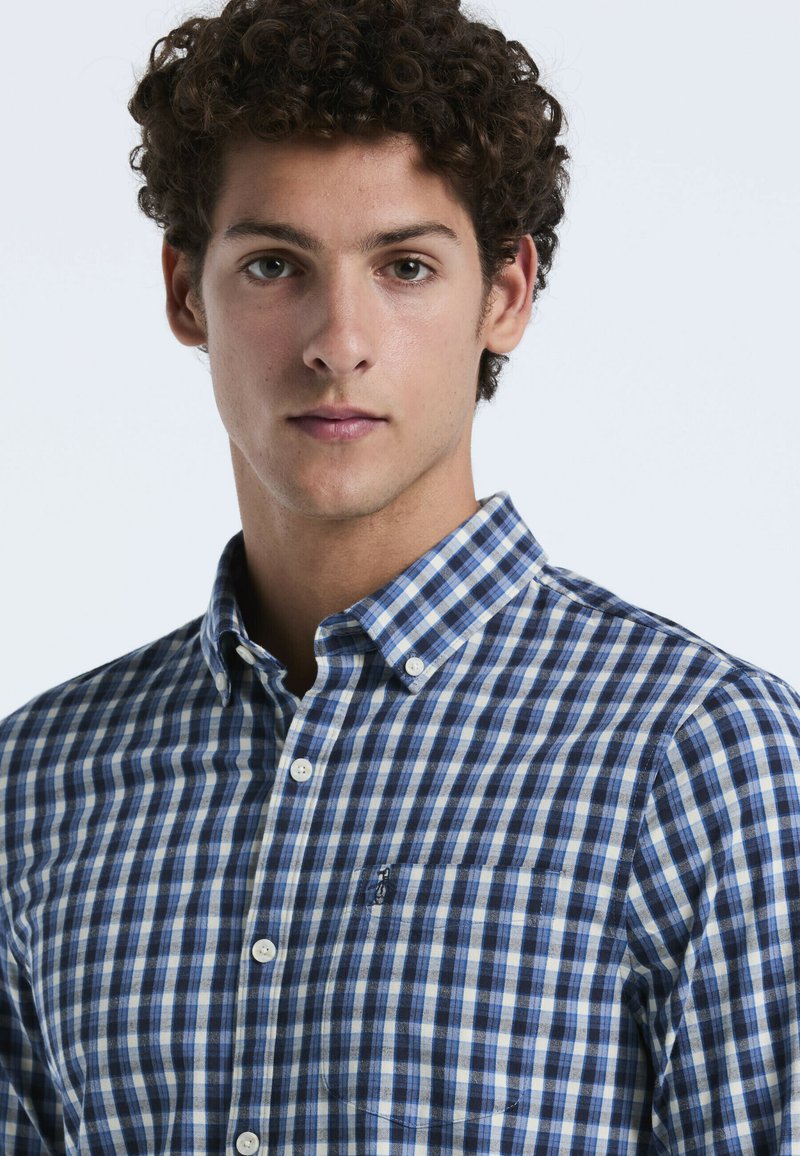 Chemise Homme Penguin Bleu Marine Coupe Classique - Coton Taille L, Manches Longues