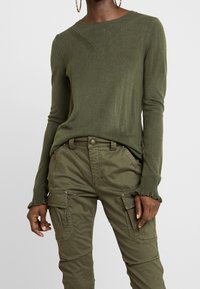 Dorothy Perkins Svetr - khaki
