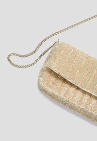 s.Oliver MIT SCHMUCKPERLEN - Schoudertas - gold