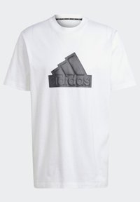 adidas Sportswear FUTURE ICONS BADGE OF SPORT - T-shirt imprimé - white/black